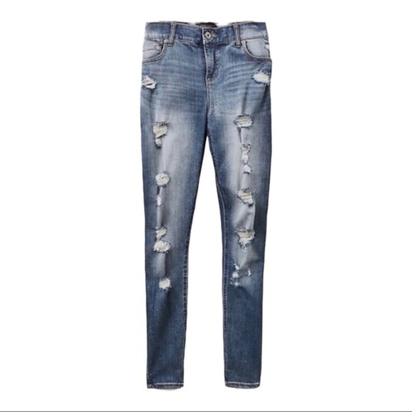 TORRID BOMBSHELL SKINNY JEAN PREMIUM STRETCH